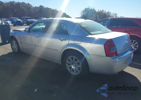 2007 Chrysler 300C из США, поврежденный, VIN 2C3KA63H07H808269